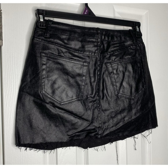 American‎ Threads Women's Glossy Goth Grunge  Skirt Black Size Small - Picture 5 of 7
